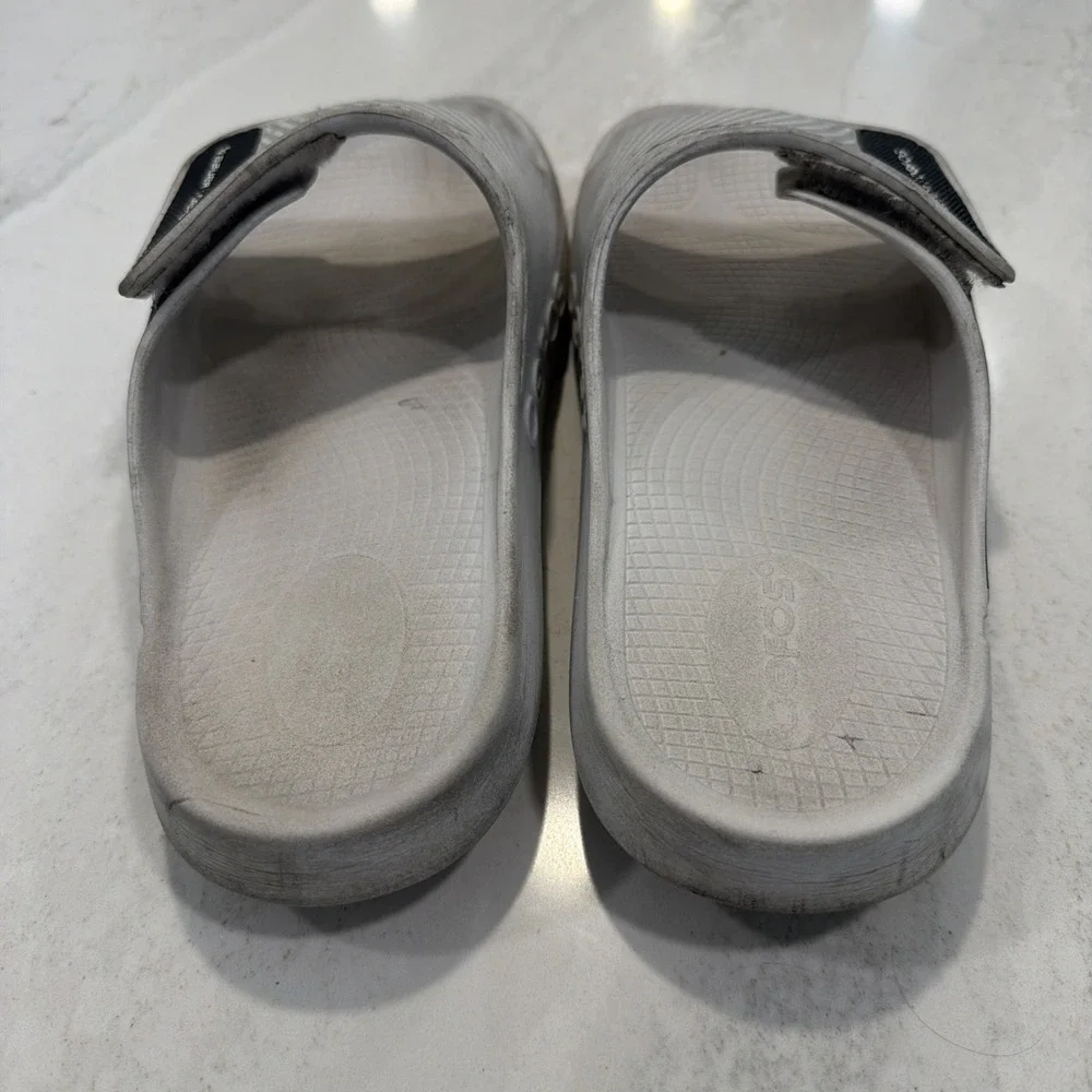 Bauer Oofos Sport Flex Slide Sandals M10 / W12 Used, Worn